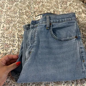 Abercrombie & Fitch Light Blue High Rise Jeans thumbnail 3