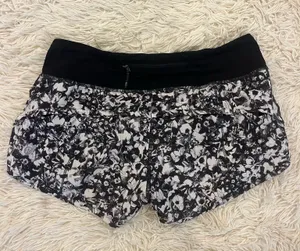 Lululemon Shorts Speed Up 2.5" thumbnail 2