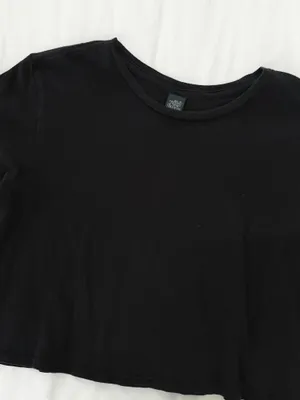 Wild Fable Black crop tshirt thumbnail 1