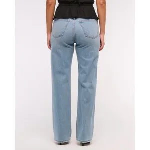 Abercrombie & Fitch Curve Love High Rise 90s Relaxed Jean in medium, size 23" thumbnail 4