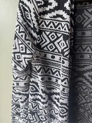 American Eagle Black White Aztec Open Front Cardigan Small thumbnail 3