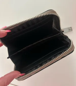 Victoria's Secret Small Wallet thumbnail 6