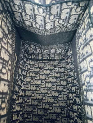 Christian Dior Tote Bag thumbnail 9