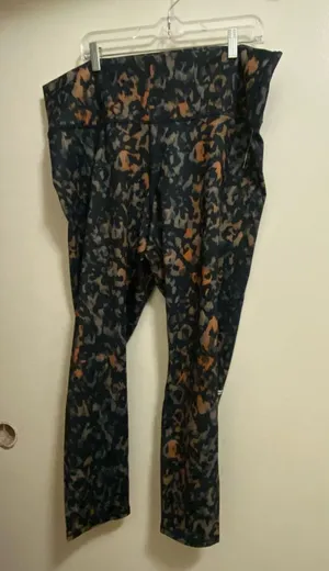 Athleta Powerhold Leggings 2X 2XL 40” Leggings Leopard Cheetah Print Womens thumbnail 1