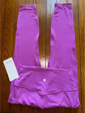 Lululemon Align With Pockets High Rise 25” Vivid Plum Double Lined Size 8 NWT thumbnail 1