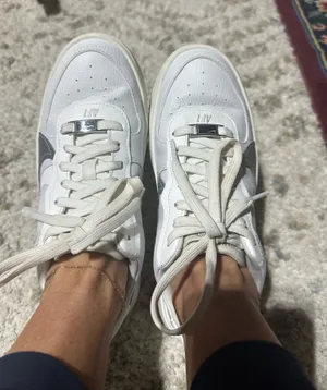 Nike Air Jordan Women’s 7 thumbnail 1