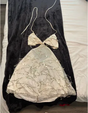 Lucy in the Sky sparkly white dress thumbnail 3