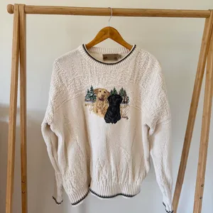 American Vintage Vintage Yellow Lab Black Lab Dog Woods Embroidered Chunky Textured Crewneck Sweater in Cream thumbnail 2