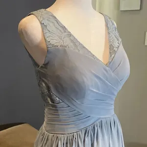 Women’s Full Length V-Neck Chiffon Bridesmaid Party Dress Size 2 NWT thumbnail 3