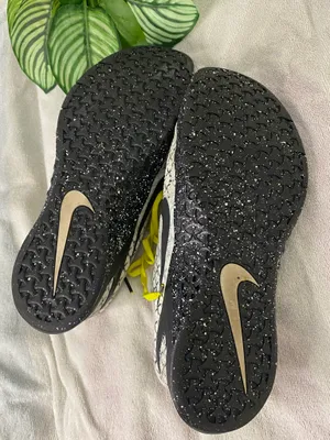 Nike Womens Metcon 4 Running Shoes Sneakers Size 11.5 thumbnail 7