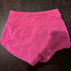 Lululemon High-Rise Speed Up Shorts 2.5” thumbnail 2
