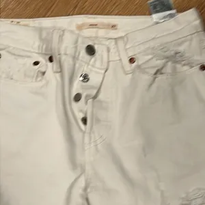 Levi’s‎ wedgie straight size 27 white button fly denim distressed raw hem thumbnail 2