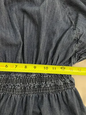 Free Assembly Women’s XS Blue Denim Midi Dress Pullover Smocked Waist V-Neck thumbnail 6