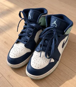 Nike Air Jordan 1 Mid Mystic Navy Mint Foam GS 6Y Women’s 7.5 thumbnail 1