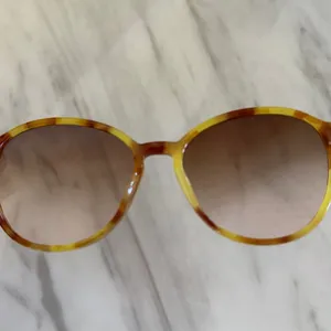 J.Crew Yellow Tortoiseshell Round Eye Vintage Inspired Sunglasses thumbnail 3