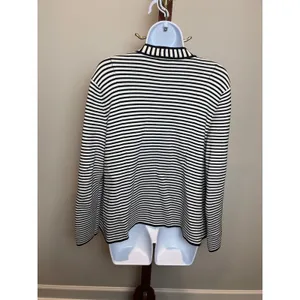 Talbots Size M Open‑Knit Blazer White With Black Stripes Button Detail thumbnail 4