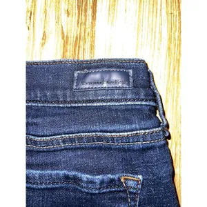 Abercrombie and Fitch Women's Juniors Dark wash denim Jean‎ shorts size 26 thumbnail 6
