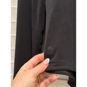 Lululemon Nulu Bodysuit Womens Medium Black Square Neck Long Sleeve LW3HQFS L thumbnail 4