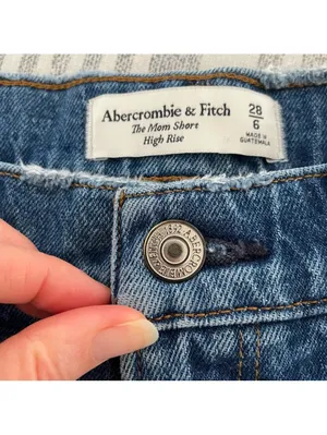 Abercrombie & Fitch The Mom Short High Rise Size 28 / 6 Denim Cutoff Festival thumbnail 5