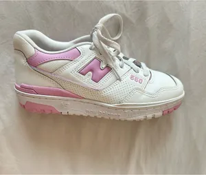 Women’s New Balance 550 Bubblegum Pink thumbnail 3