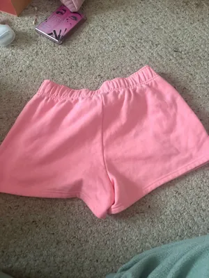 alo bubble gum pink shorts thumbnail 3