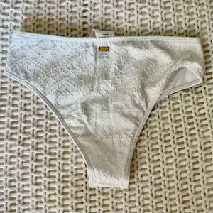 Roxy NWOT Women's Quiet Beauty Cheeky Bikini Bottom - S thumbnail 4