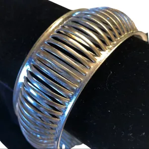 Cute design bangle. Costume Silver thumbnail 1