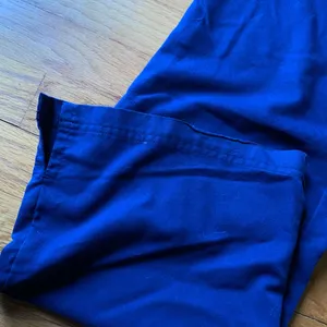 Greys Anatomy navy scrub bottoms XS thumbnail 2