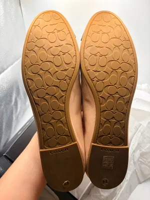 Coach Bonnie Leather Ballet Flats 8.5B Nude Pink Black Cap Toe Quiet Luxury Preppy thumbnail 8