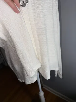 Anthropologie Ivory Textured V-Neck Knit Top thumbnail 2