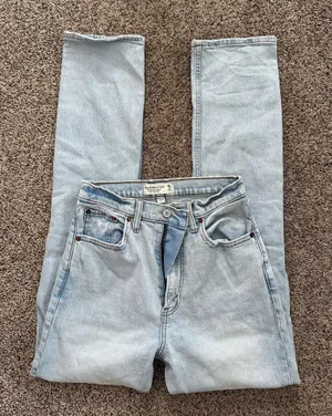 Slim Straight 90’s High Rise Jeans Light Wash thumbnail 1