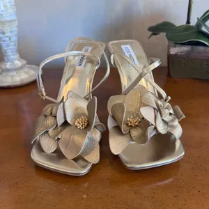 Steve Madden Amani Floral Heeled Sandals Gold Metallic Size 10 NWOT thumbnail 3