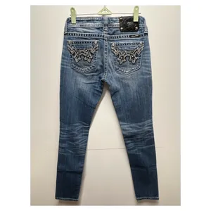 Miss Me Skinny Jeans thumbnail 6