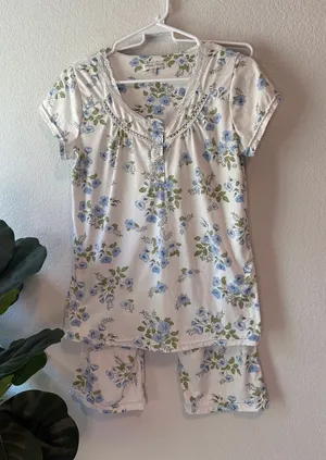 Floral Short Sleeve Pajama Set in white and Light Blue - Women Small thumbnail 1