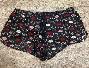 VICTORIA’S SECRET Pajama shorts - Size large thumbnail 1