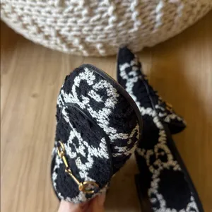 Gucci Jordaan tweed loafers thumbnail 6