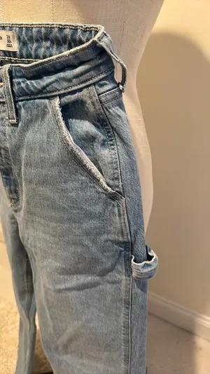 Abercrombie Curve Love 90s Relaxed Jeans High-Rise thumbnail 3