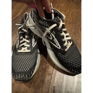 Brooks Womens Levitate GTS 5 Running Shoes Size 7‎ thumbnail 5