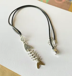 fish bone boho funky simple necklace🌀🐟💙 thumbnail 4