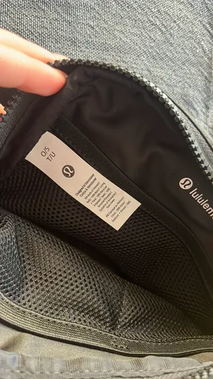 Lululemon Belt Everywhere thumbnail 3