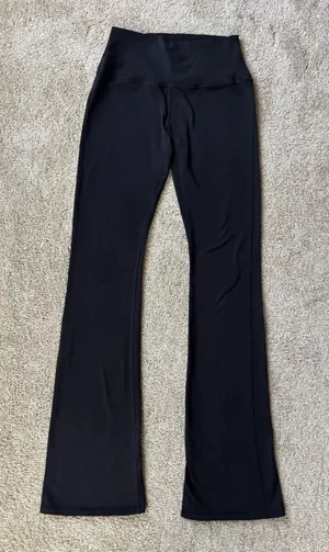 Alo Yoga Airbrush Bootcut Leggings thumbnail 1