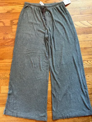 Auden Ribbed Wide-Leg Lounge Pants in Gray thumbnail 1