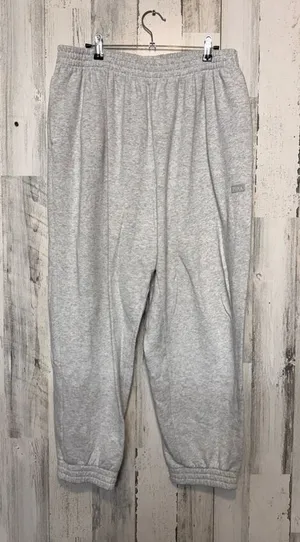 PINK Victoria’s Secret Light Gray High-Rise Fleece Joggers Women’s XL thumbnail 1