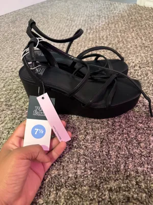 Wild Fable Black Women’s Platform Wedge Sandals 7.5 thumbnail 2