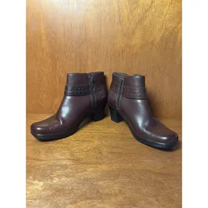 Clarks Dark Brown Leather Ankle Boots Studded Strap Side Zip Size 9 thumbnail 4