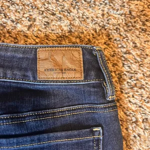 American Eagle Super Stretch X4 Dark Wash‎ Denim Jeans - Size 2 Short thumbnail 8