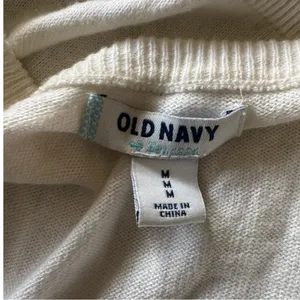 Old Navy Elegant Women's Buttoned Down Sweater Sz M thumbnail 11