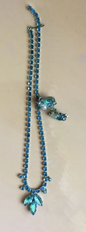 Vintage Costume Jewelry Necklace and Earring Set thumbnail 1
