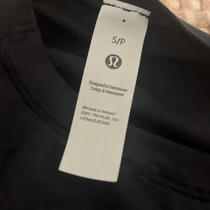 Lululemon Wundermost Ultra-Soft Nulu Crewneck Long-Sleeve Shirt thumbnail 6