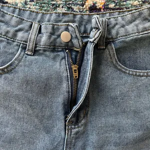 SheIn Dazy Raw Hem Denim Jorts thumbnail 3